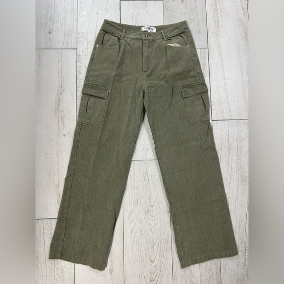 Olive Green Cargo Pants - Picture 1 of 2